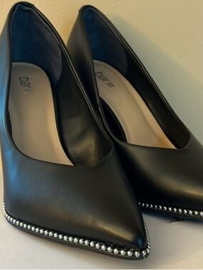 NWT Bar III Black Pointed Toe Pumps with Silver Stud Trim
